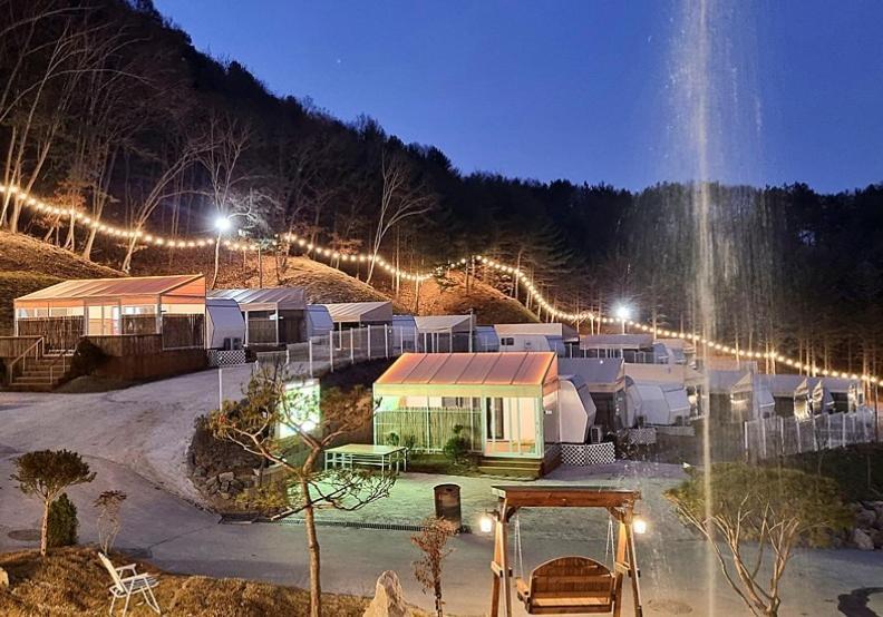 Chuncheon Weolsongli Camp Otel Oda fotoğraf