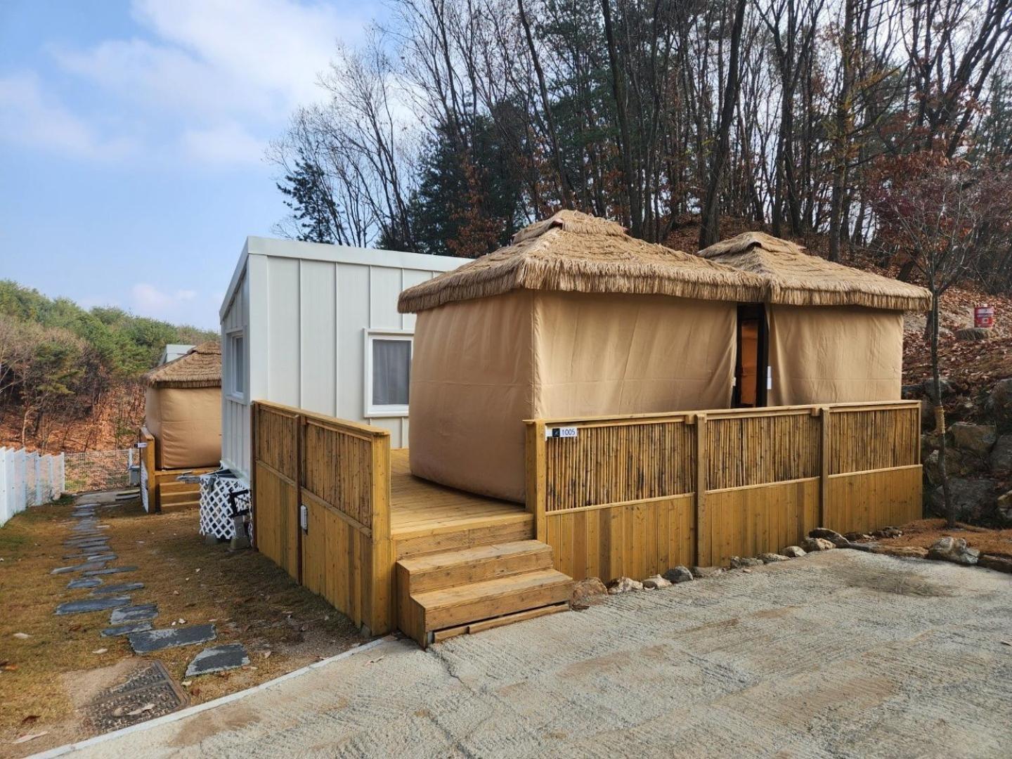 Chuncheon Weolsongli Camp Otel Oda fotoğraf