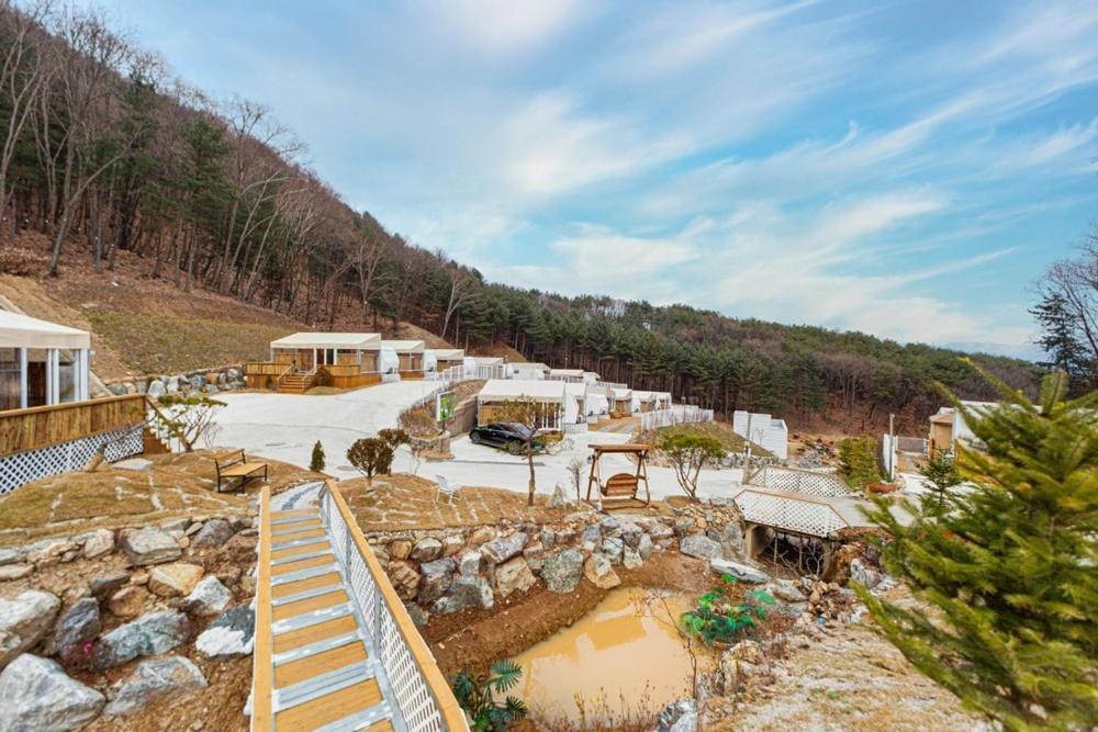 Chuncheon Weolsongli Camp Otel Oda fotoğraf